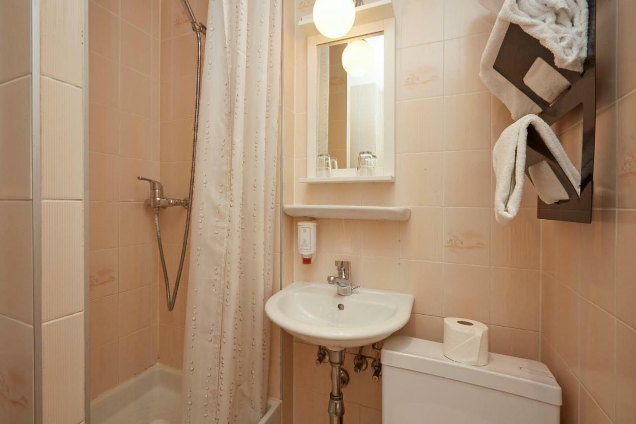 Hotel Central Genf Zimmer foto